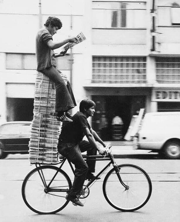 Gazeta tarqatuvchilar, Mexiko, 1977 yil.