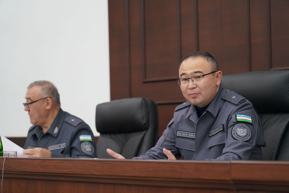 Вазир ўринбосари хизмат интизомини мустаҳкамлаш бўйича йиғилиш ўтказди