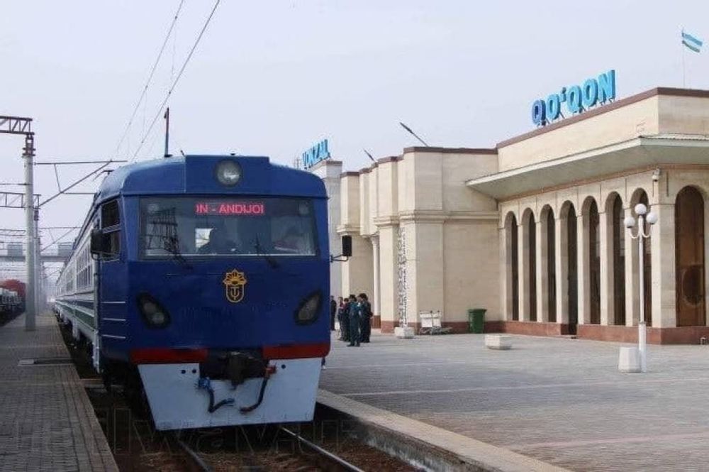 Водийда шаҳарлараро қатновчи йўловчи поезди яна ишга тушди
