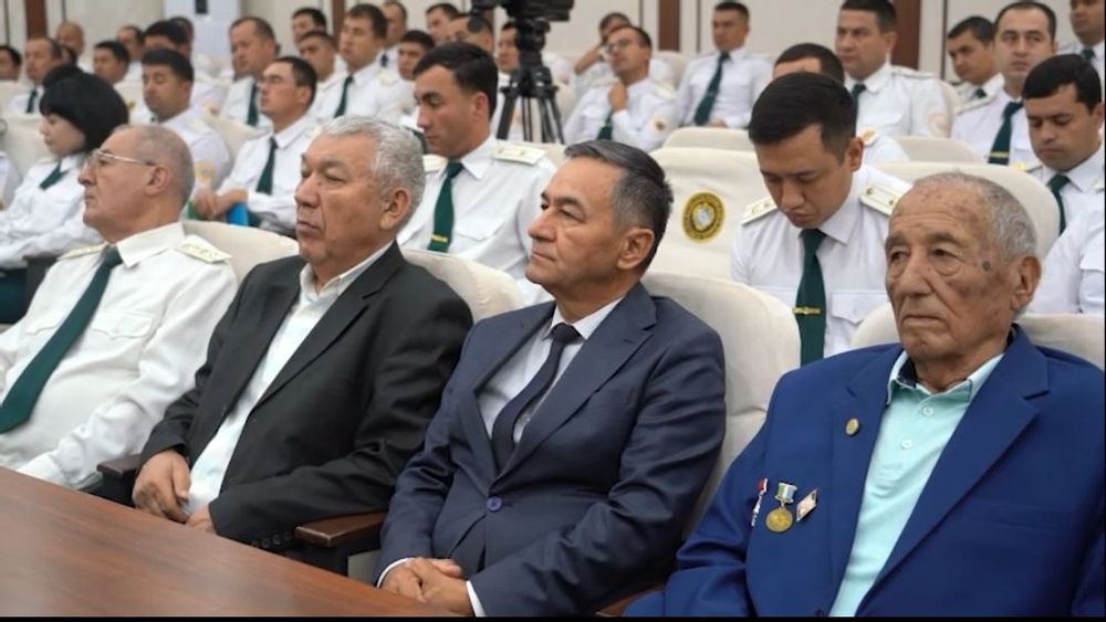 Юксак эҳтиром кўрсатилди