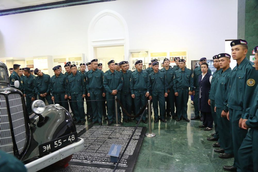 Askarlar Qatagʻon qurbonlari xotirasi muzeyida
