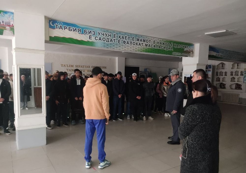 Ўқувчилар билан учрашув