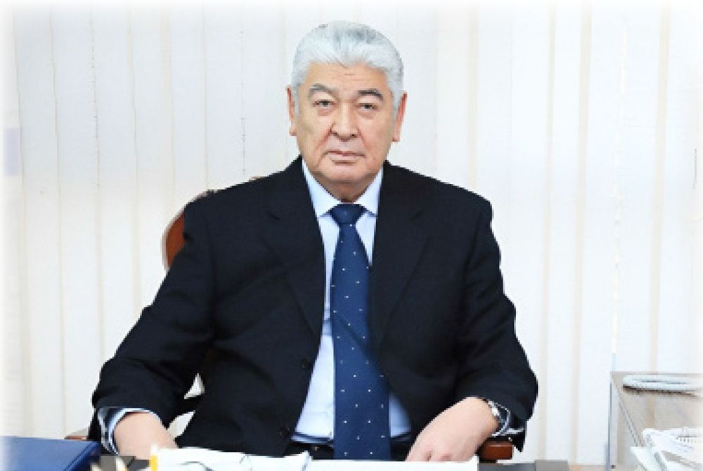 Lahzalarda oʻtgan sakson yil